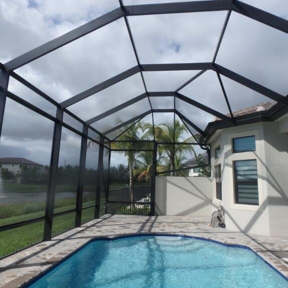 Màn hình sợi thủy tinh PVC 6-9ft 30m/100ft Độ dài chống dịch hại cho hồ bơi ngoài trời và sân hiên