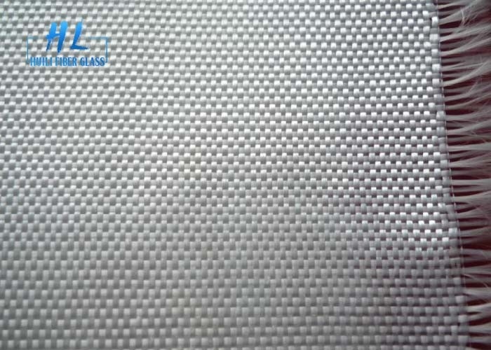Áo vải sợi thủy tinh màu trắng không kiềm và thô cho các tiêu chuẩn an toàn cháy UL94-V0