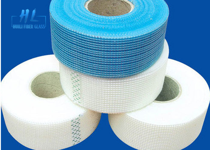 C thủy tinh 60g - 65g / m2 sợi thủy tinh tự dán băng lưới Sức mạnh kháng kiềm mẫu miễn phí