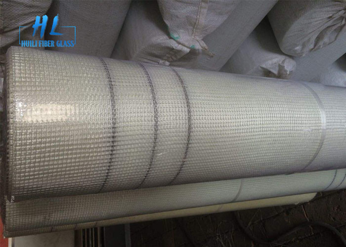 Tấm lưới sợi thủy tinh 5 * 5mm 145g / M2 với keo cao su tốt với độ ổn định tốt