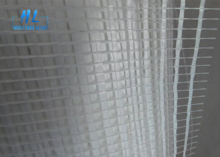 Tấm lưới sợi thủy tinh 5 * 5mm 145g / M2 với keo cao su tốt với độ ổn định tốt