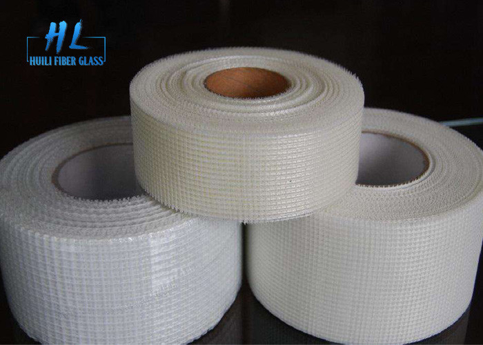 Dây băng tự dán bằng sợi thủy tinh chống kiềm 50m Cuộn lên đến 500C Kháng nhiệt