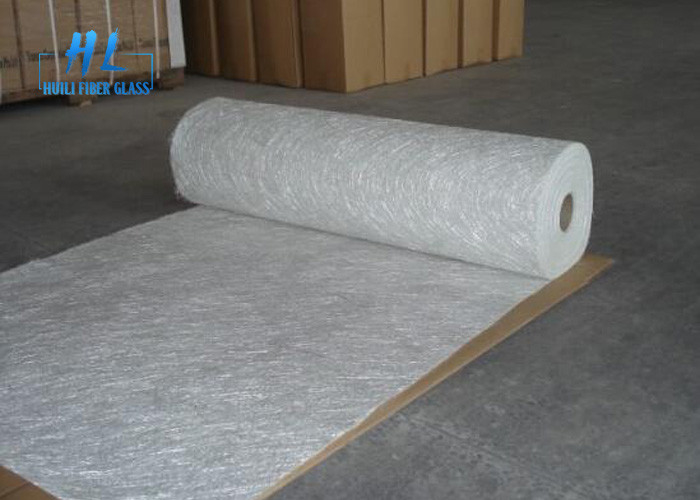 76mm đường kính lõi White E Glass Fiberglass Mat 300-900g / m2 Giải pháp bề mặt dựa trên Silane