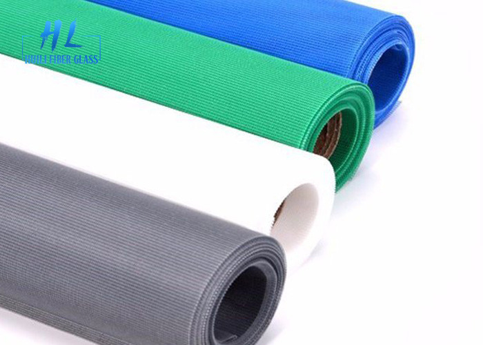 Mạng lưới màn hình côn trùng màu đen chống tia cực tím 300N / 5cm Độ bền kéo cho bao phủ dài 300m