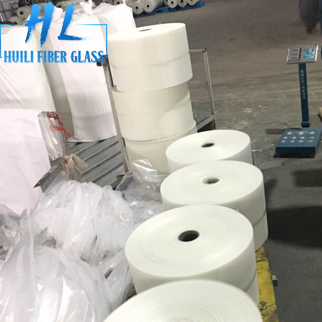 10x10mm Màu trắng 110 g / m2 Lưới sợi thủy tinh cho viên bi, Tuổi thọ cao