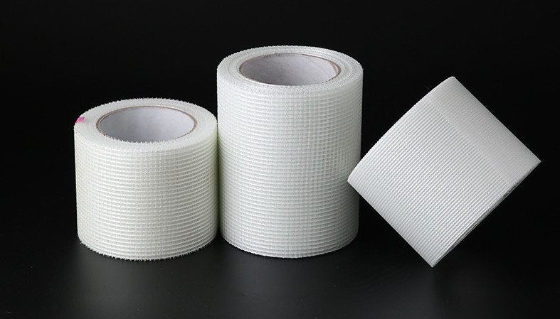 Sức mạnh ốp dính Latex tự dính băng sợi thủy tinh Kháng kiềm lên đến 500C Kháng nhiệt